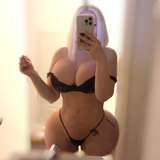 xxxtrophywife